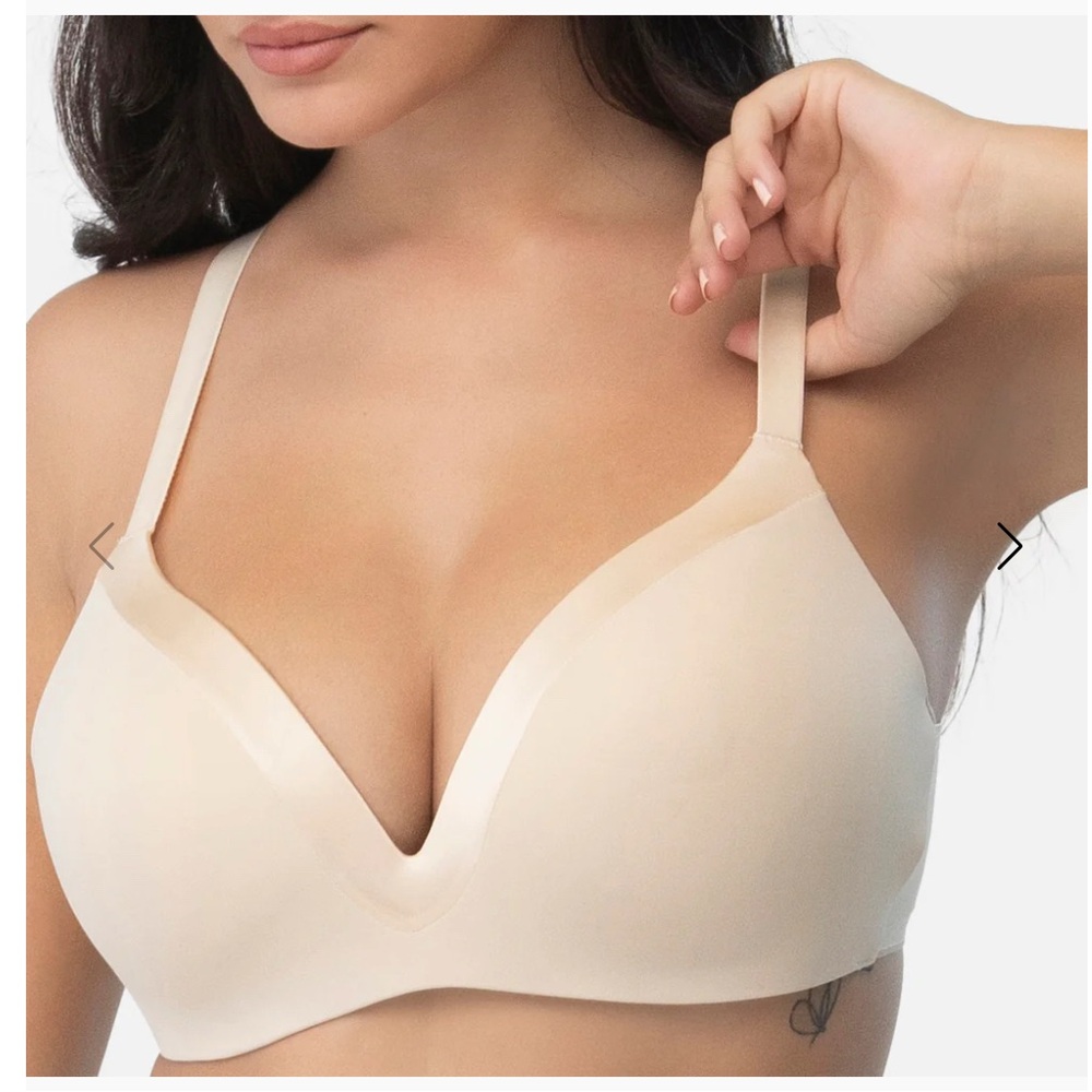 Underoutfit Satin Grace 3D Molded Bra in Sand